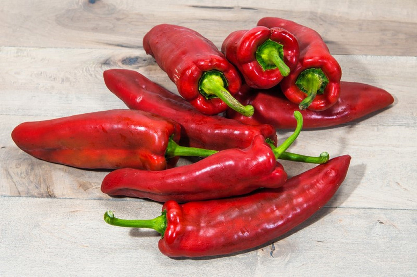 60 RED MARCONI PEPPER Rossa Large Sweet Italian Frying Capsicum Annuum Seeds