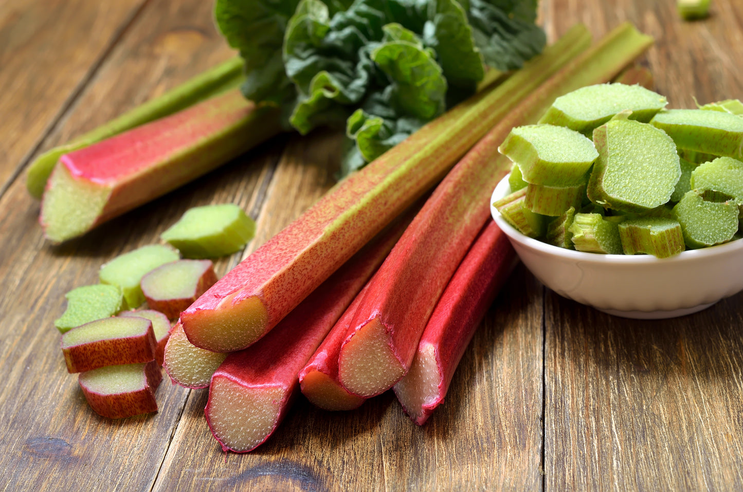 25 GLASKINS PERPETUAL RHUBARB (Pieplant) Rheum Rhabarbarum Fruit Vegetable Seeds