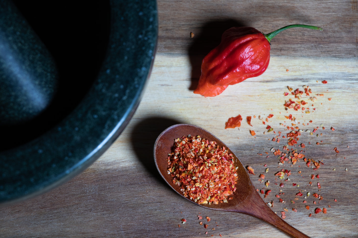 20 GHOST PEPPER SEEDS Blazing Hot Naga Bhut Jolokia Cobra Chili Vegetable Seeds