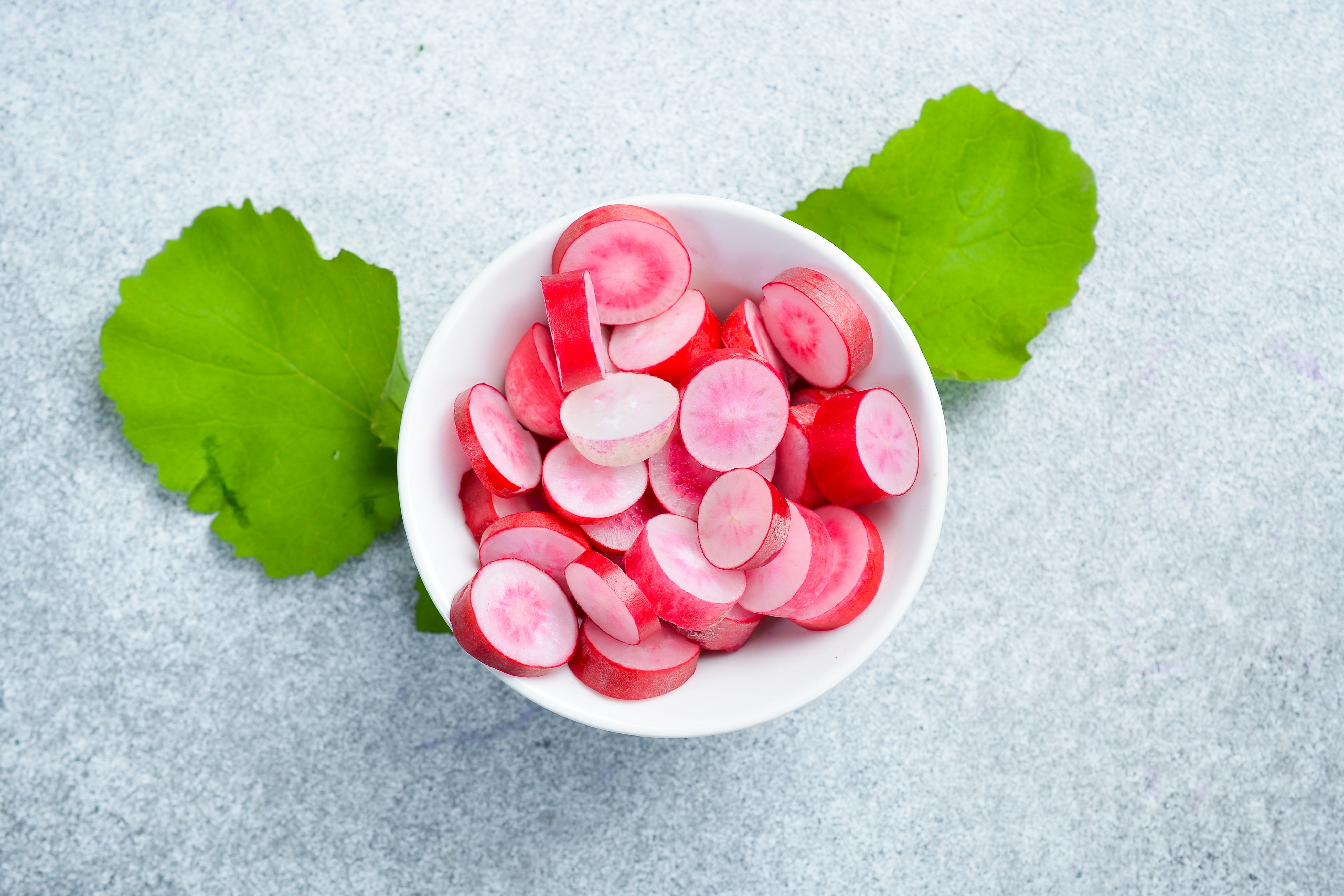250 RED Arrow SPROUTING RADISH MiniGreen Daikon Raphanus Sativus