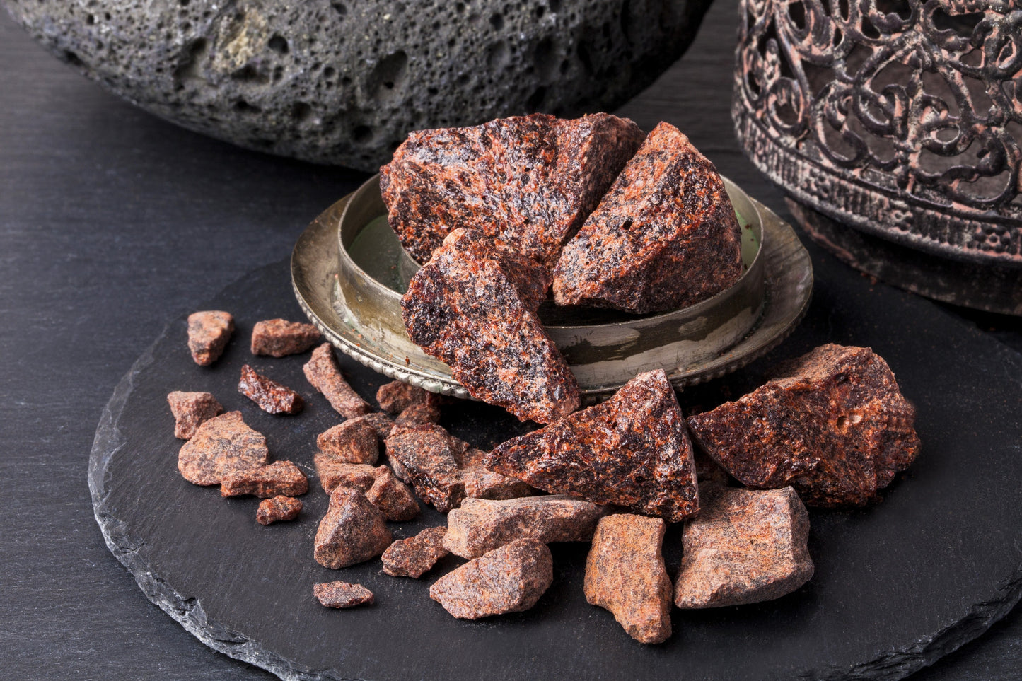 10 DRAGON TREE Dracaena Draco Canary Island Drago Blood Asparagus Yucca Evergreen Succulent Houseplant Orange Berry White Flower Seeds