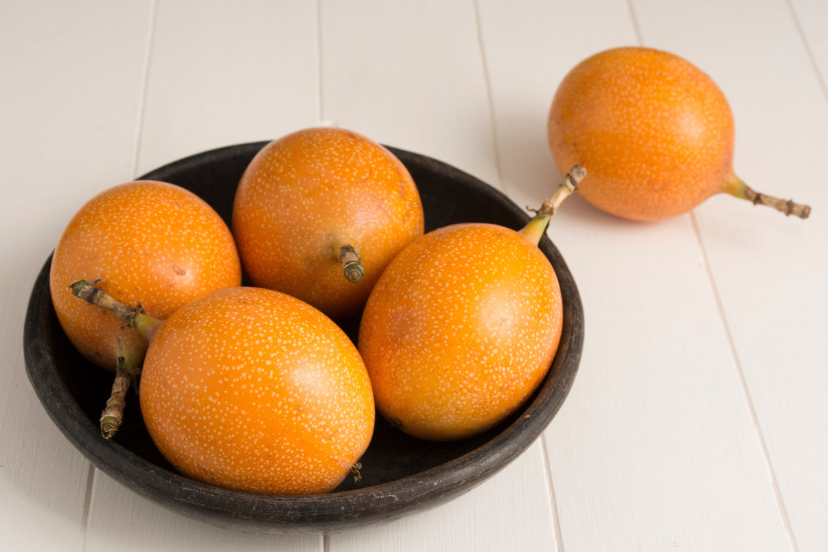 10 SWEET GRANADILLA Yellow Passionfruit Grenadia Sugar Fruit Passiflor